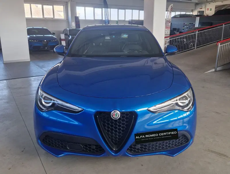 Alfa Romeo Stelvio usata a Terni (2)