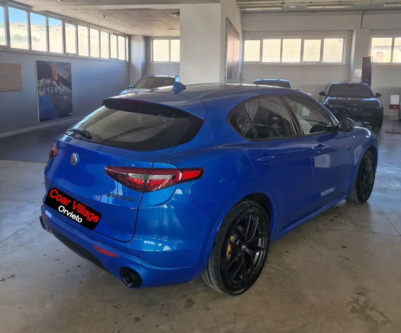 Alfa Romeo Stelvio usata a Terni (4)