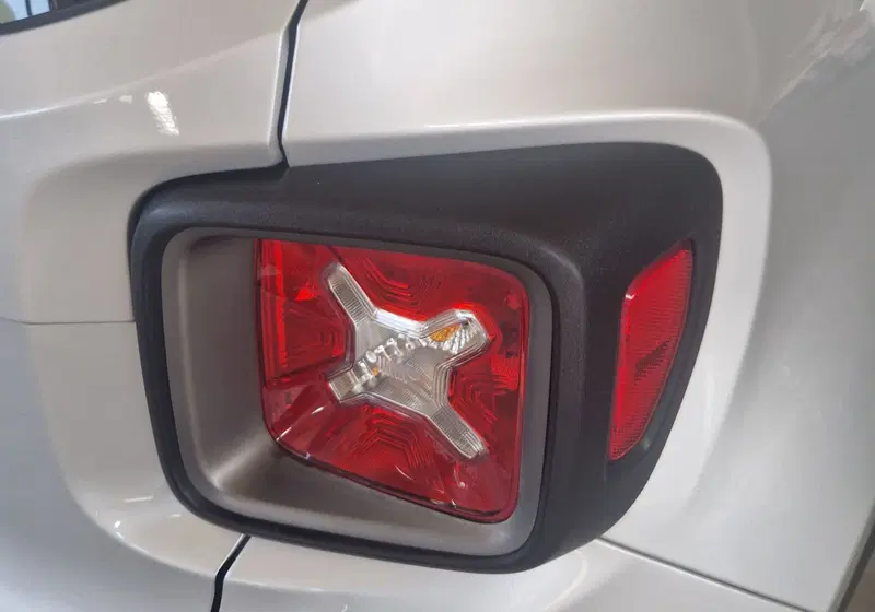 Jeep Renegade usata a Terni (17)