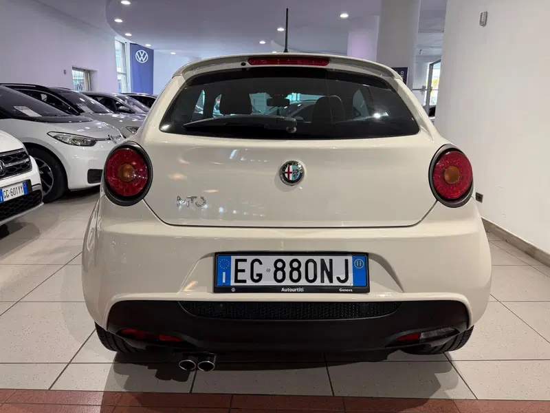 Alfa Romeo MiTo usata a Genova (4)