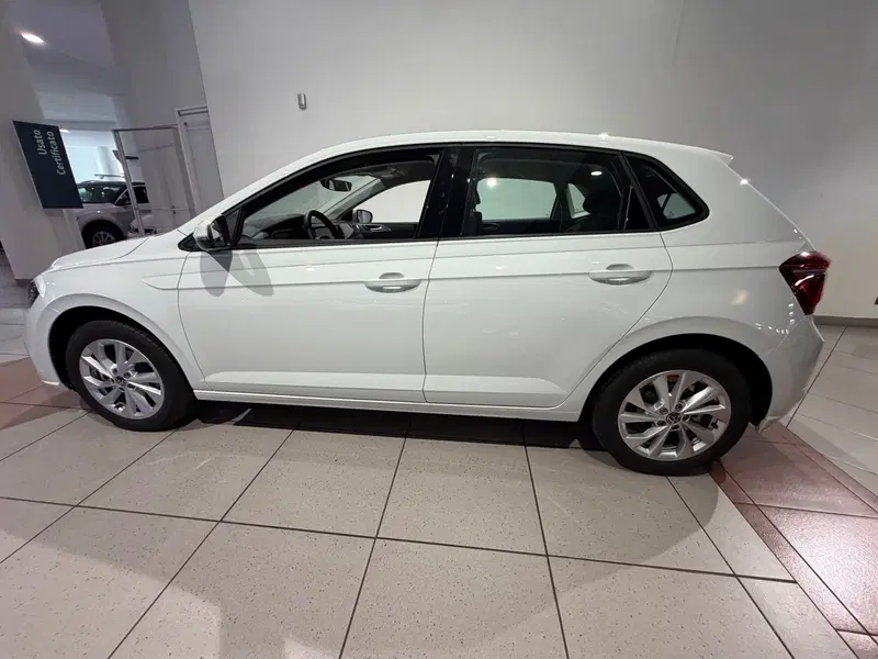 Volkswagen Polo nuova a Genova (2)