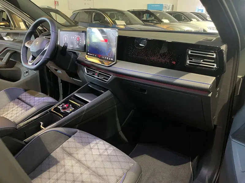 Volkswagen Tiguan usata a Genova (12)