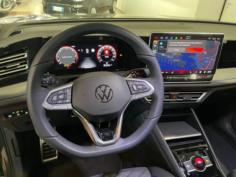 Volkswagen Tiguan usata a Genova (15)