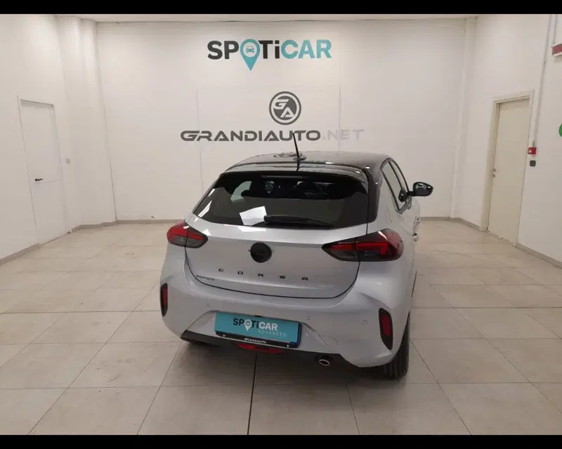 Opel Corsa nuova a Alessandria (5)