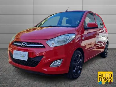 Hyundai i10 1.1 12V BlueDrive GPL Like del 2012 usata a Salerno