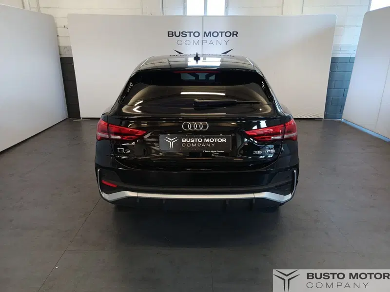Audi Q3 Sportback usata a Varese (5)