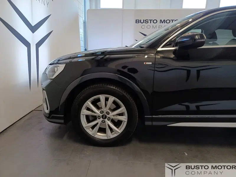 Audi Q3 Sportback usata a Varese (7)