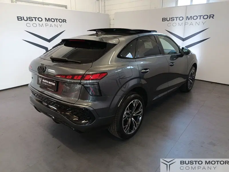 Audi Q3 Sportback usata a Varese (4)
