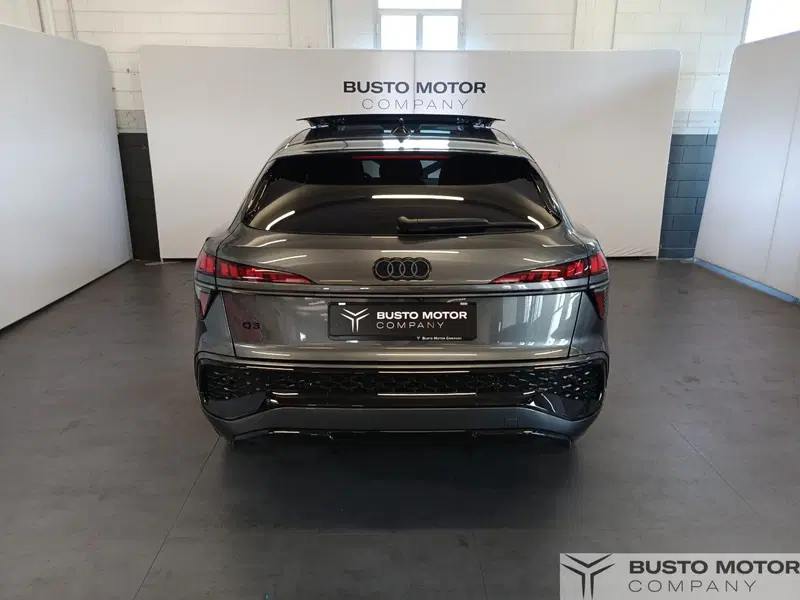 Audi Q3 Sportback usata a Varese (5)