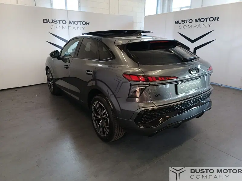 Audi Q3 Sportback usata a Varese (6)