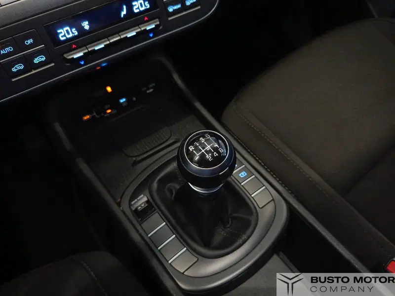 Hyundai Kona usata a Varese (14)