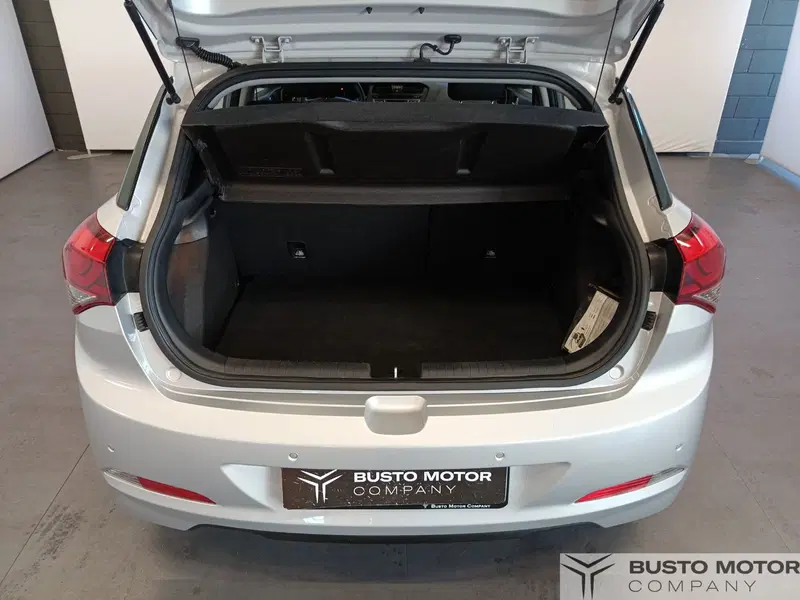 Hyundai i20 usata a Varese (10)
