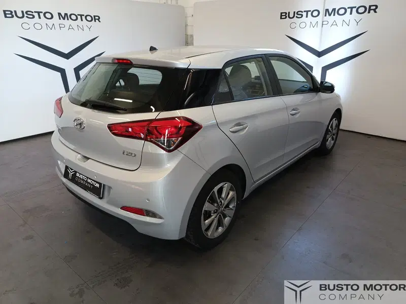 Hyundai i20 usata a Varese (4)