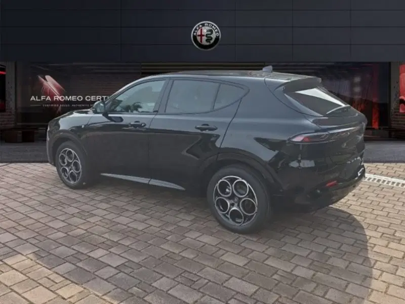 Alfa Romeo Tonale nuova a Monza e Brianza (7)