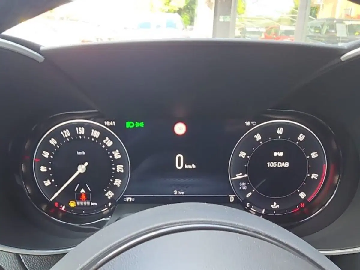 Alfa Romeo Giulia nuova a Monza e Brianza (10)