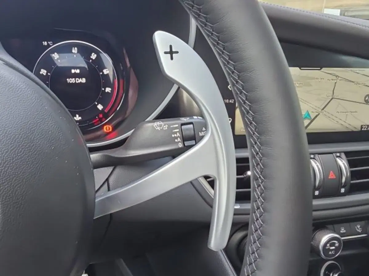 Alfa Romeo Giulia nuova a Monza e Brianza (19)