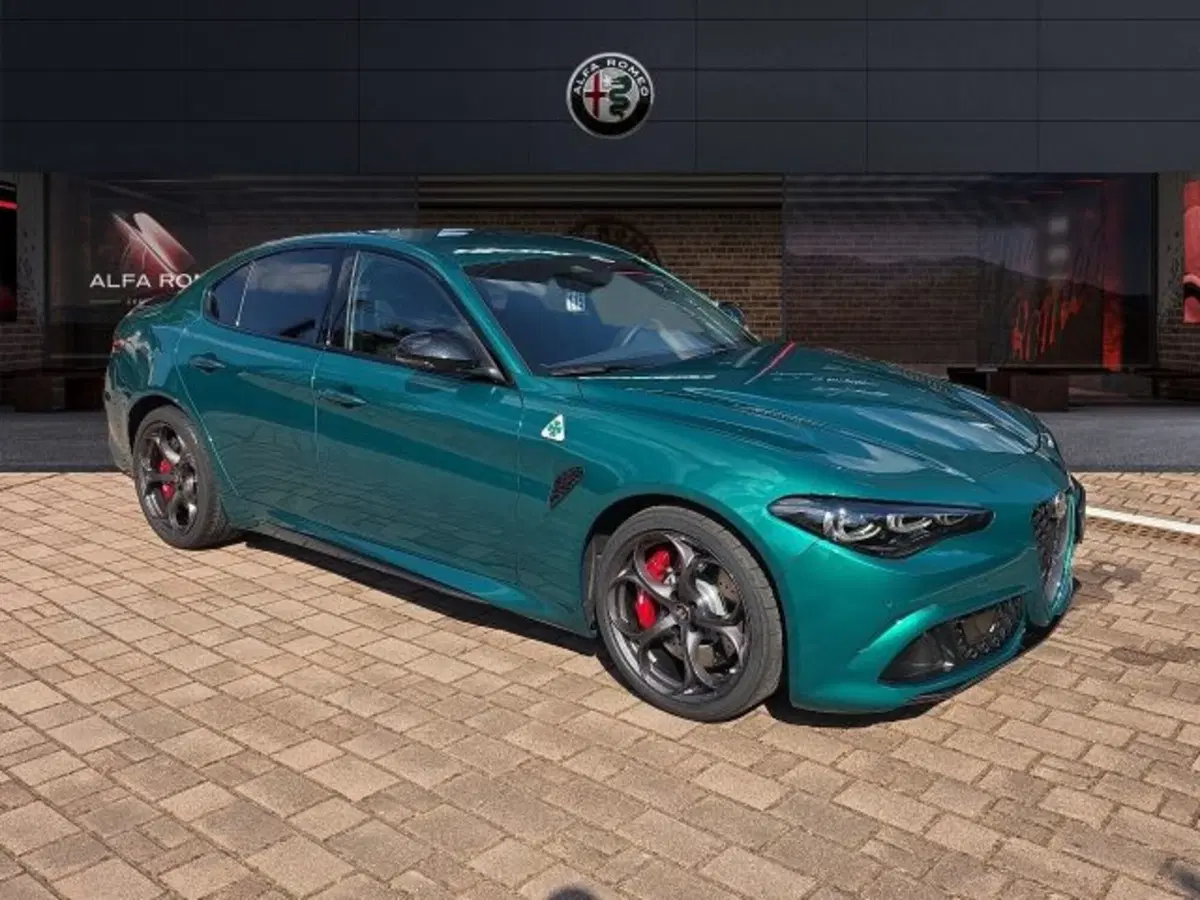 Alfa Romeo Giulia nuova a Monza e Brianza (3)