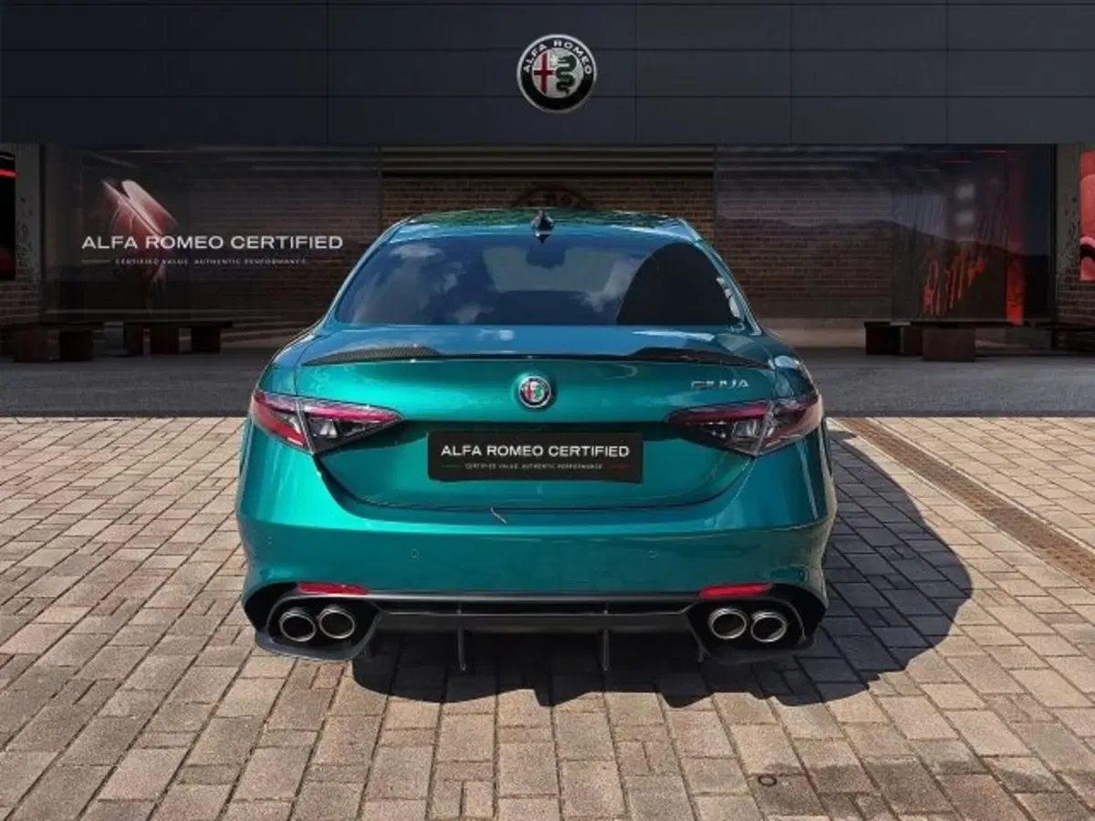 Alfa Romeo Giulia nuova a Monza e Brianza (5)