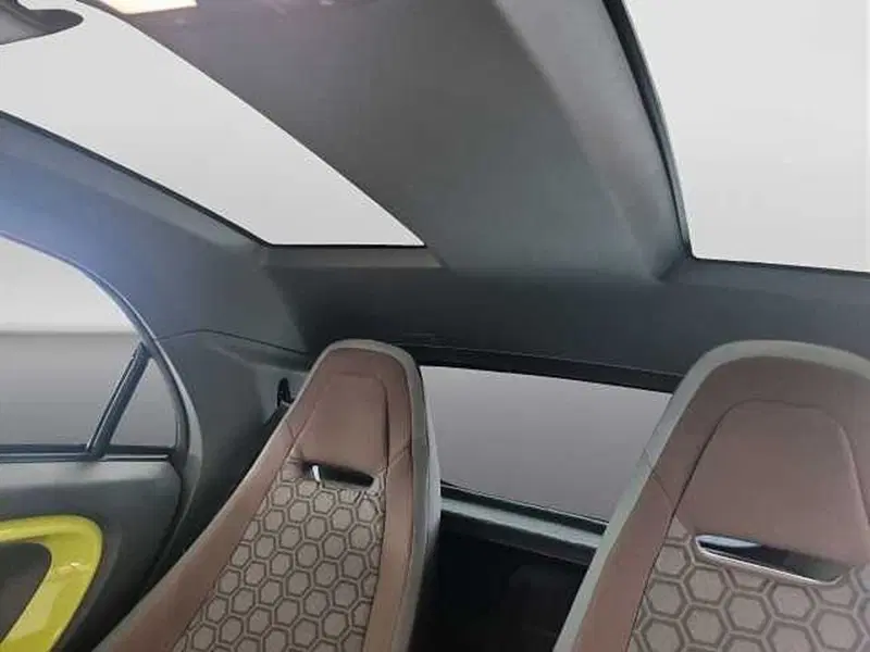 Xev XEV YoYo nuova a Varese (8)
