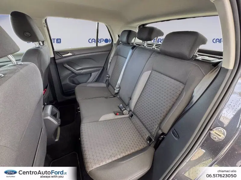 Volkswagen T-Cross usata a Roma (13)