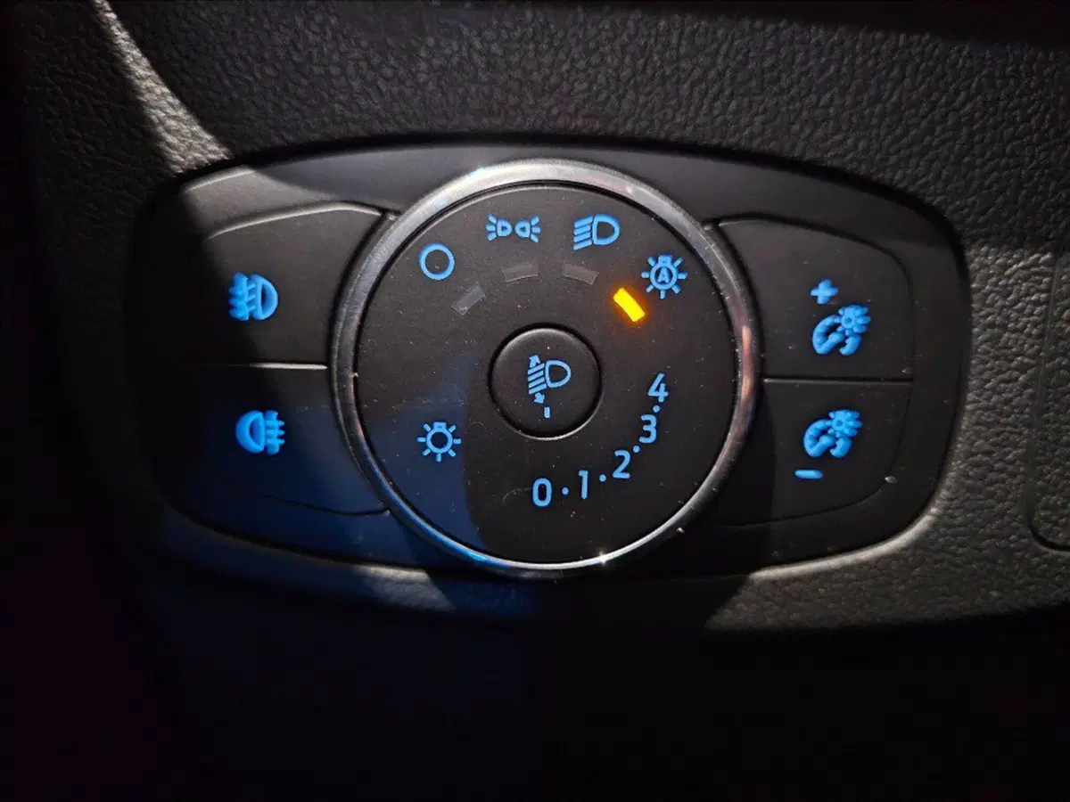 Ford Focus usata a Palermo (19)