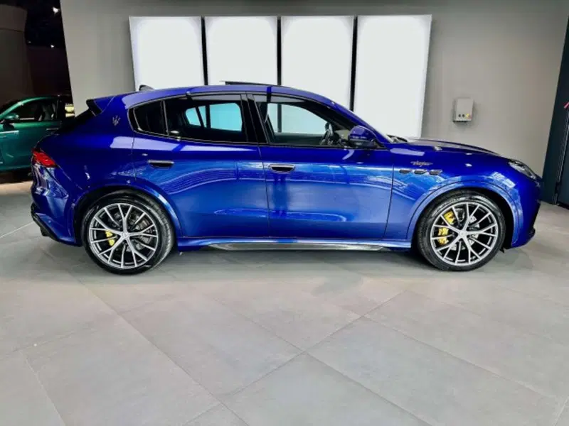 Maserati Grecale usata a Torino (5)