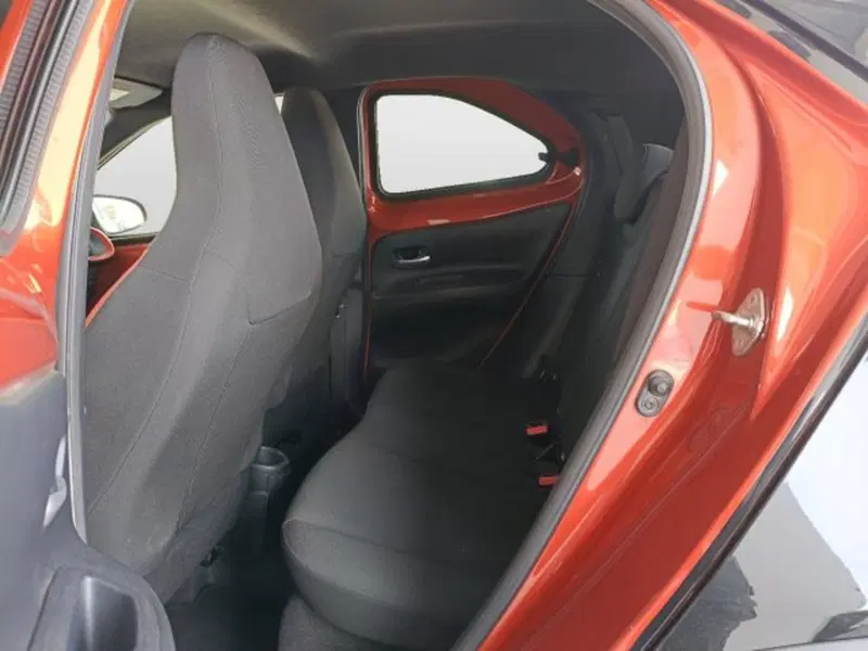 Toyota Aygo X usata a Teramo (9)