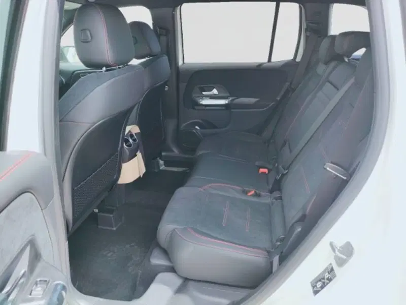 Mercedes-Benz GLB nuova a Teramo (10)