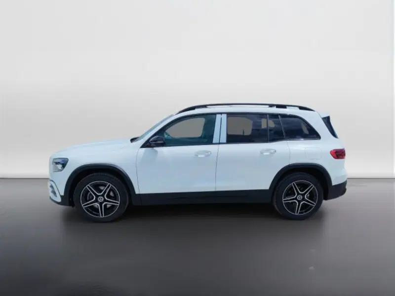 Mercedes-Benz GLB nuova a Teramo (3)