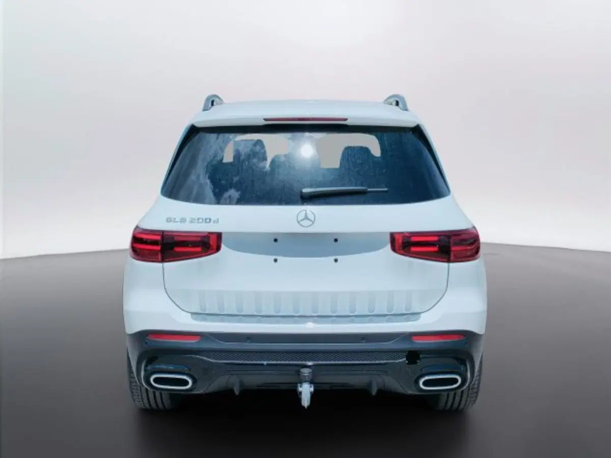 Mercedes-Benz GLB nuova a Teramo (4)