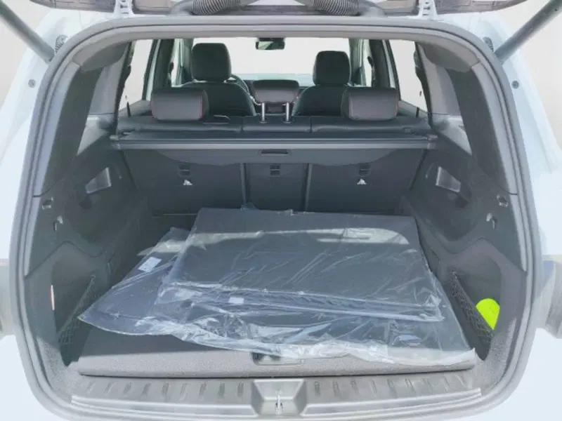 Mercedes-Benz GLB nuova a Teramo (5)