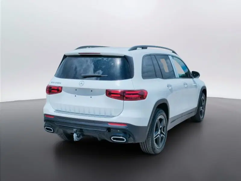 Mercedes-Benz GLB nuova a Teramo (6)