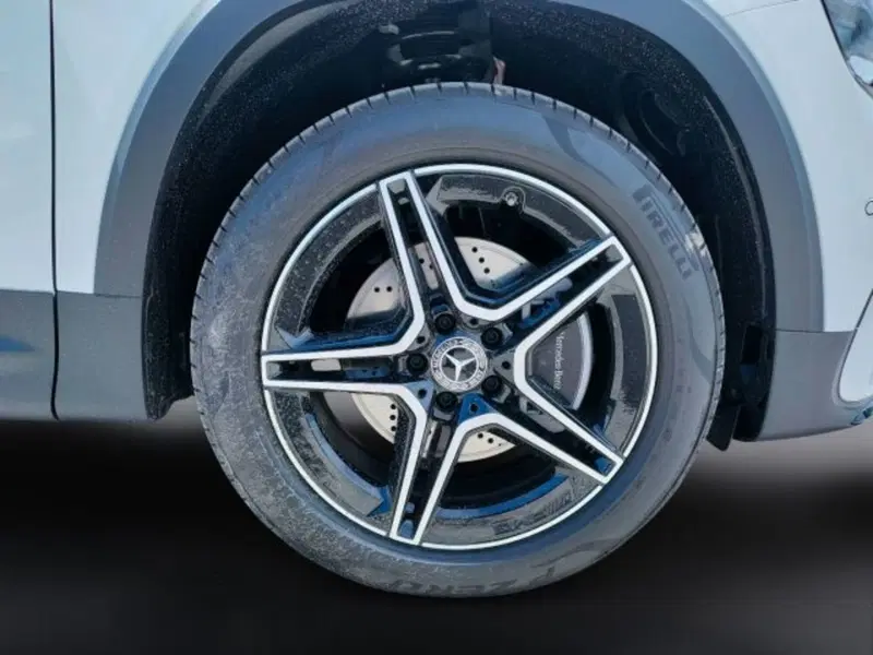 Mercedes-Benz GLB nuova a Teramo (7)
