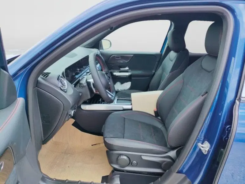 Mercedes-Benz GLB nuova a Teramo (12)