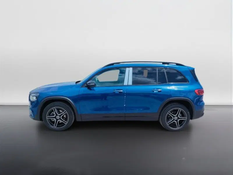 Mercedes-Benz GLB nuova a Teramo (3)