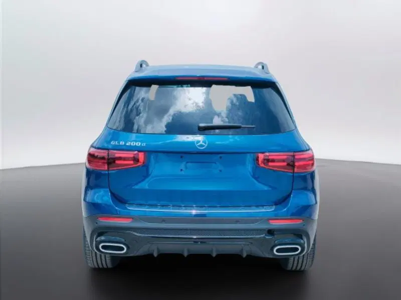 Mercedes-Benz GLB nuova a Teramo (4)