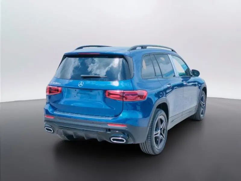 Mercedes-Benz GLB nuova a Teramo (6)