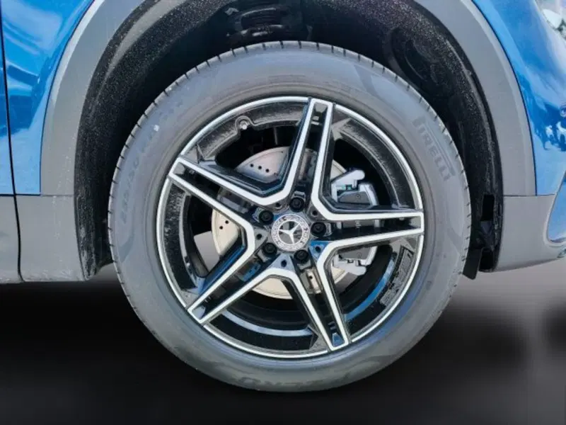 Mercedes-Benz GLB nuova a Teramo (7)