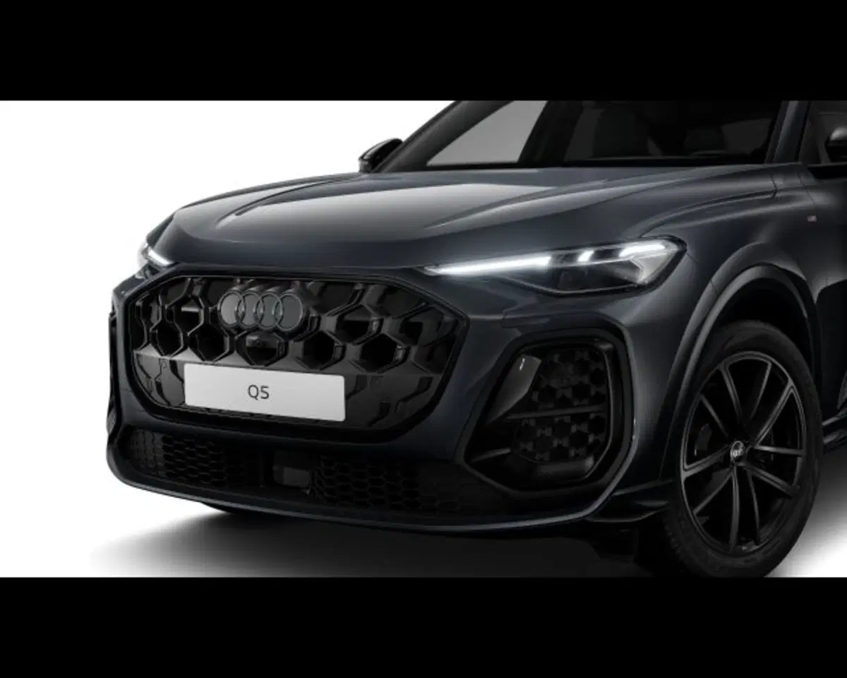 Audi Q5 Sportback nuova a Treviso (2)