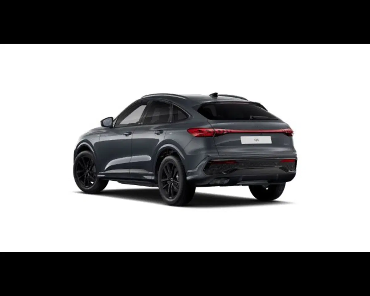 Audi Q5 Sportback nuova a Treviso (5)