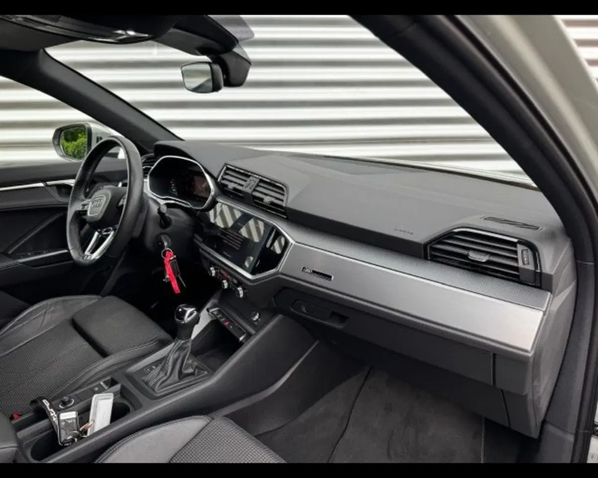 Audi Q3 Sportback usata a Treviso (4)
