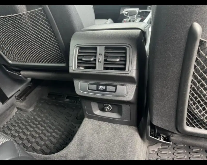 Audi Q5 Sportback usata a Treviso (11)