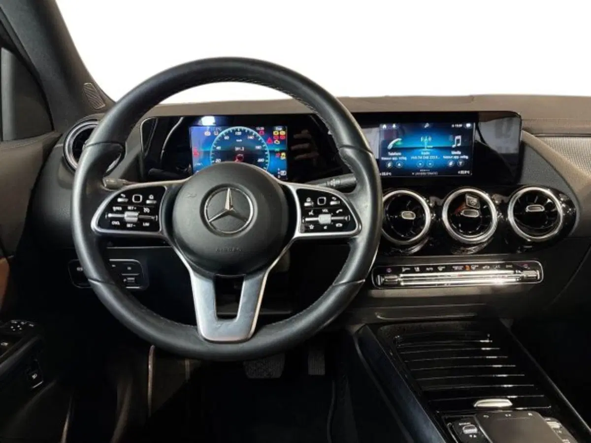 Mercedes-Benz GLA SUV usata a Bologna (11)
