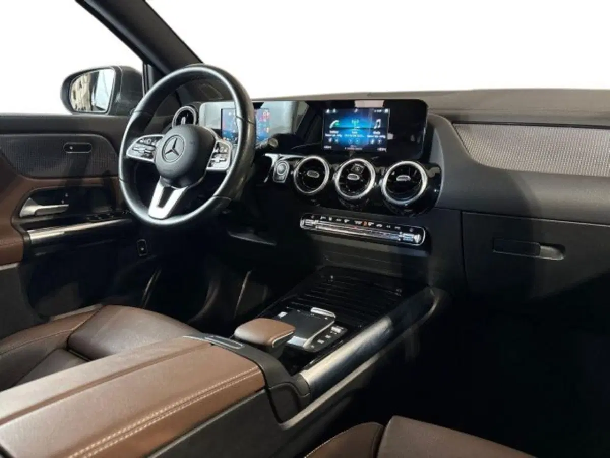 Mercedes-Benz GLA SUV usata a Bologna (15)