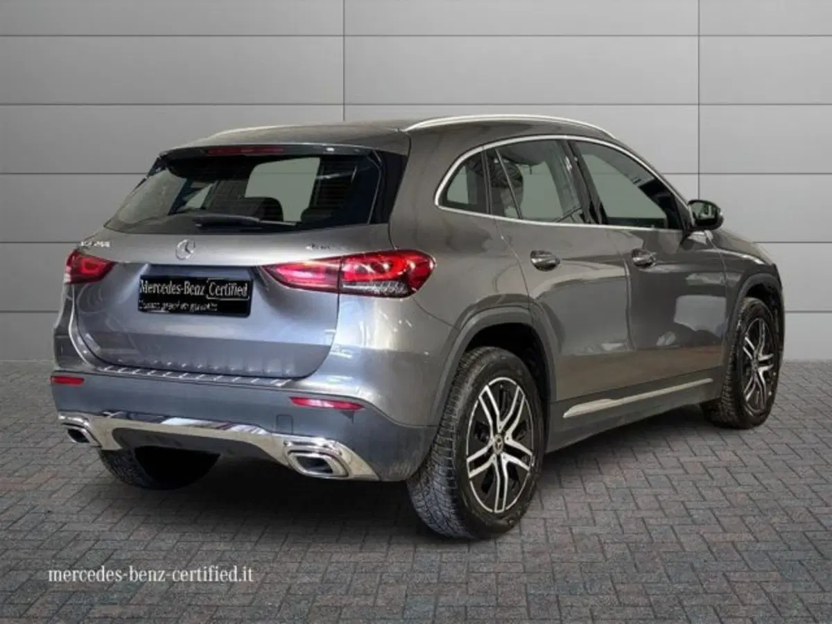 Mercedes-Benz GLA SUV usata a Bologna (2)