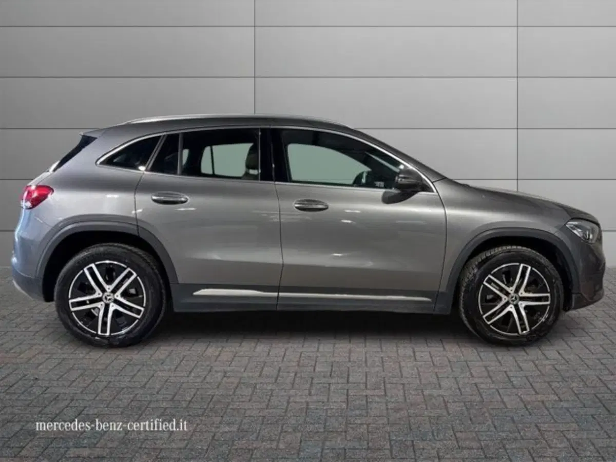 Mercedes-Benz GLA SUV usata a Bologna (5)