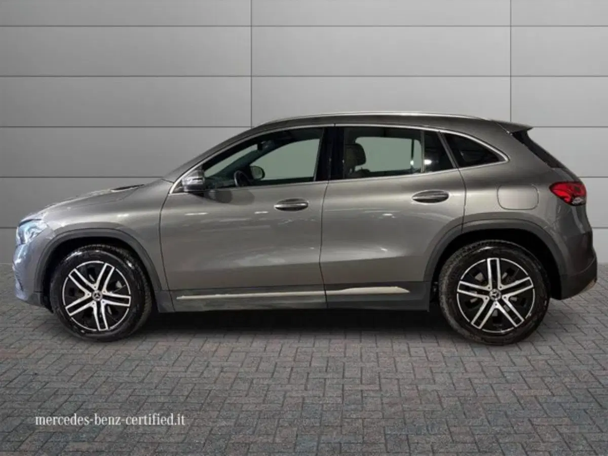 Mercedes-Benz GLA SUV usata a Bologna (6)