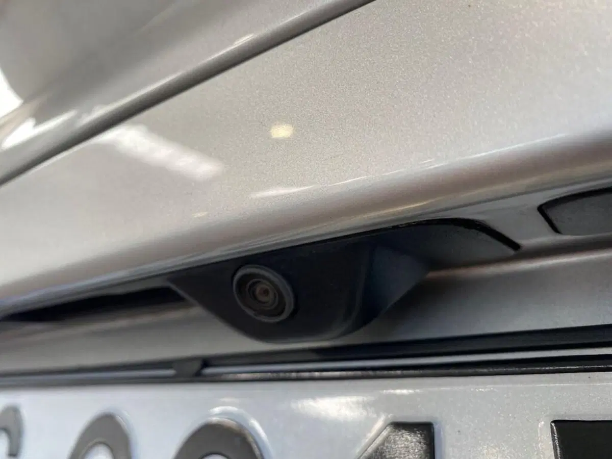 Alfa Romeo Stelvio usata a Torino (15)