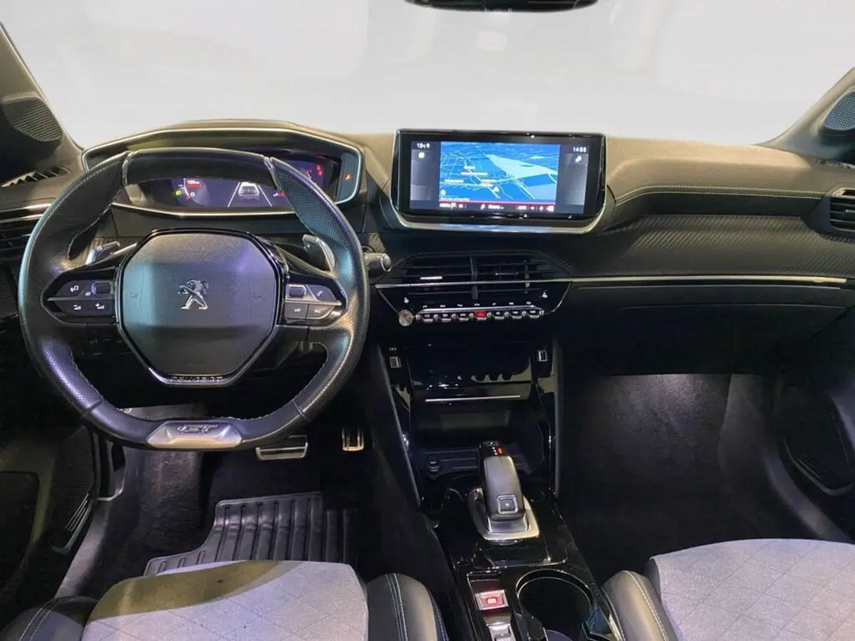 Peugeot 208 usata a Torino (6)