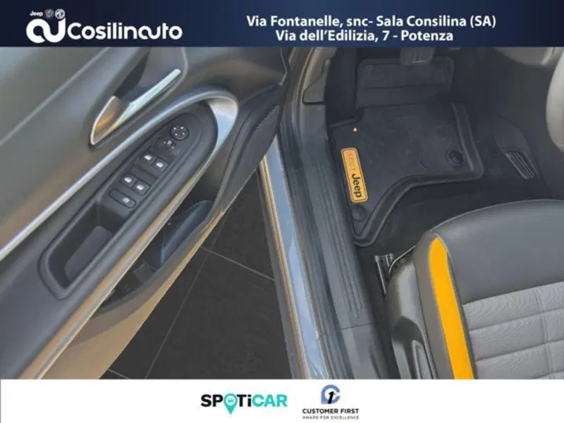Jeep Avenger usata a Salerno (16)